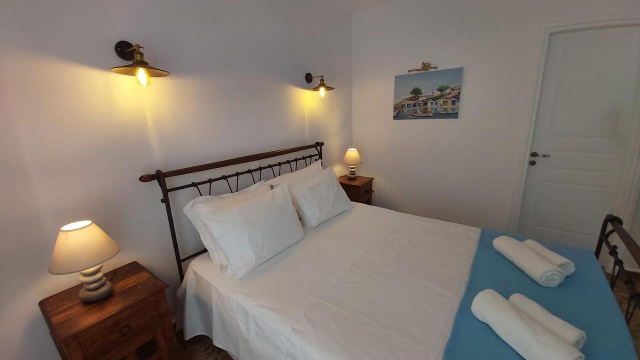 Almyra Boutique Apartments Aegina Extérieur photo