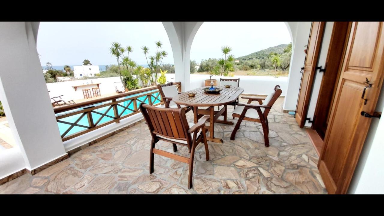 Almyra Boutique Apartments Aegina Extérieur photo